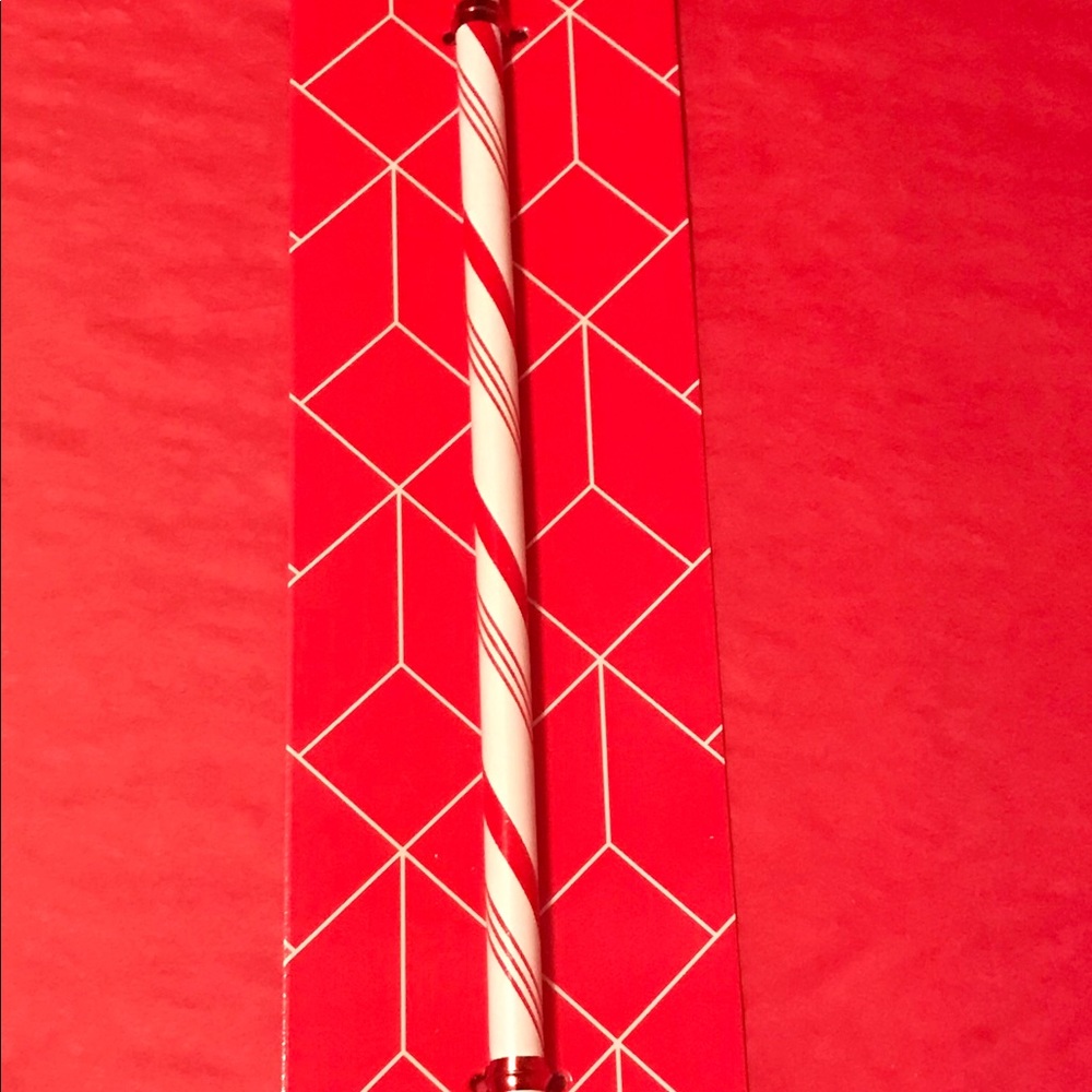 *^^SOLD***LE Jeffree Star Straw